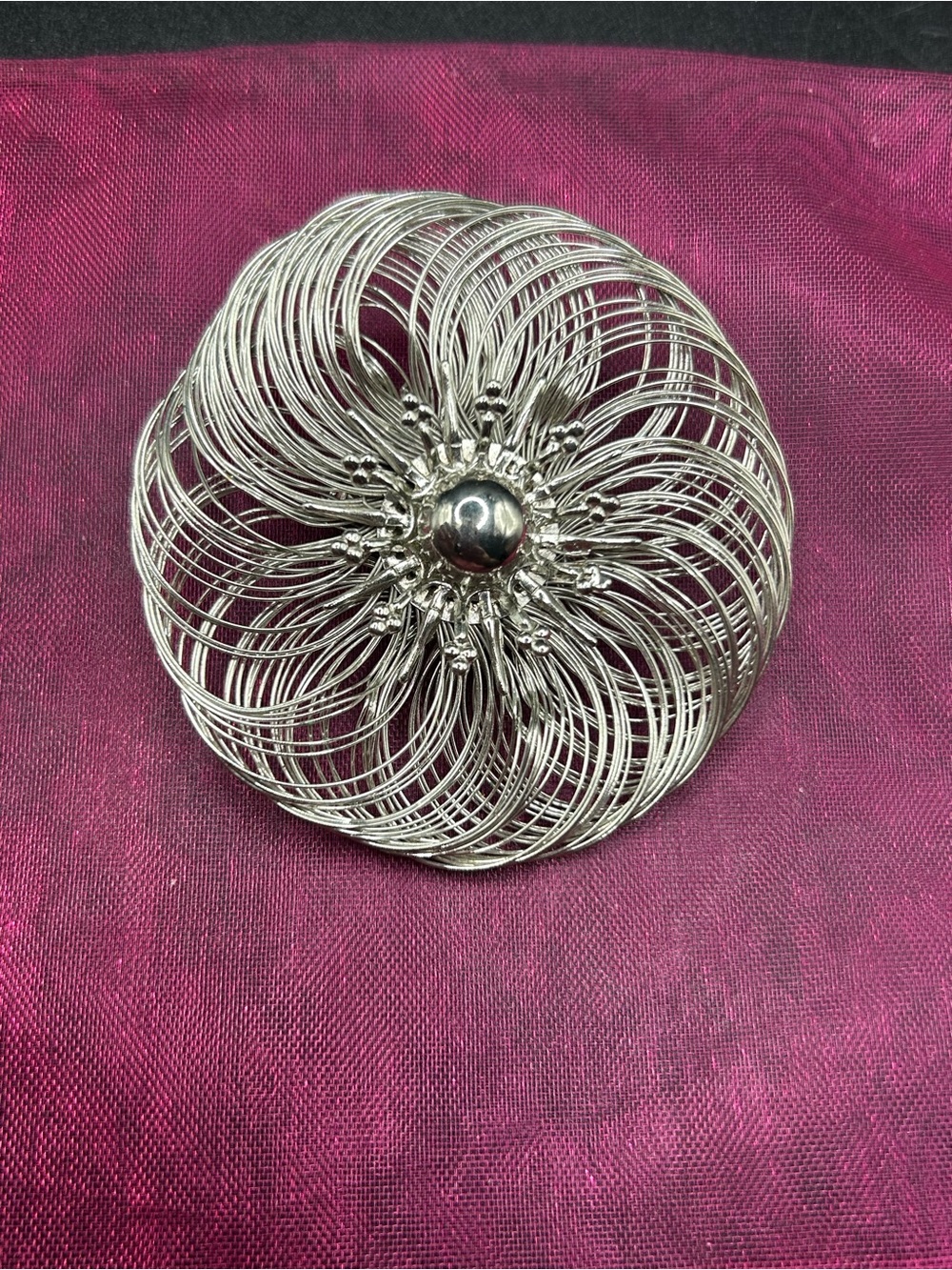 Silver Floral Wirework Brooch - Silver